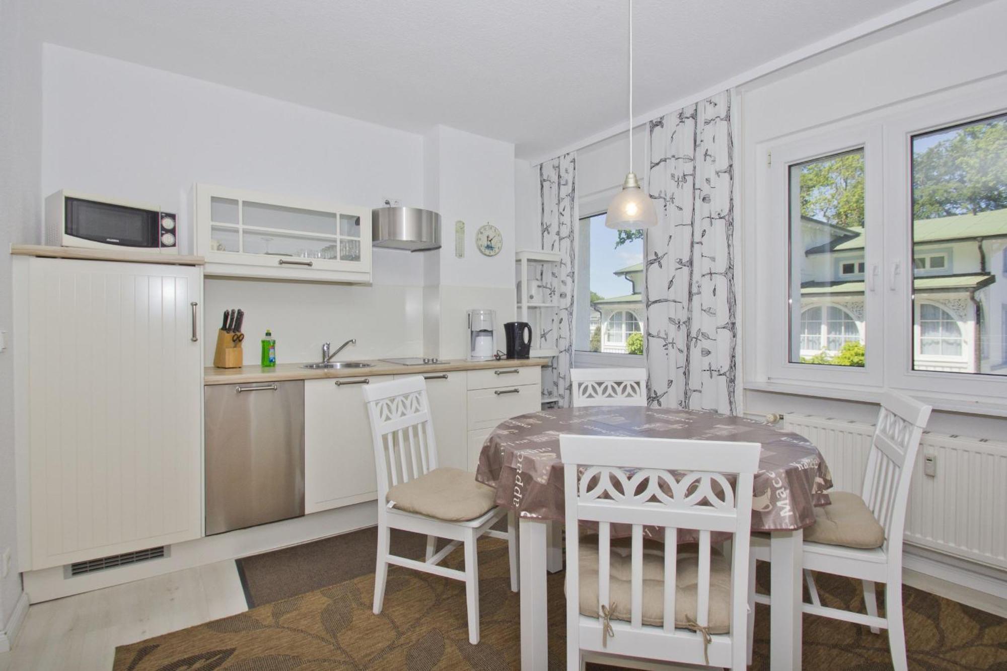 Ferienwohnung Silvana Fewo - Balkon Binz Exteriör bild