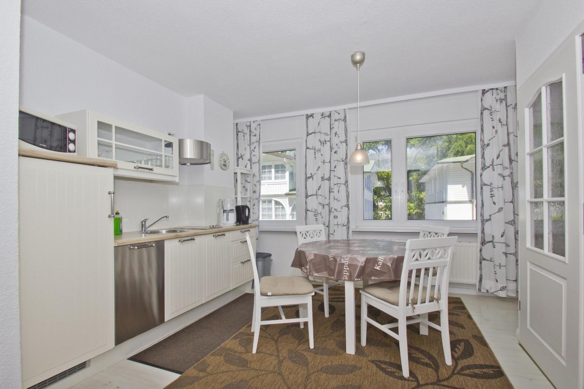 Ferienwohnung Silvana Fewo - Balkon Binz Exteriör bild